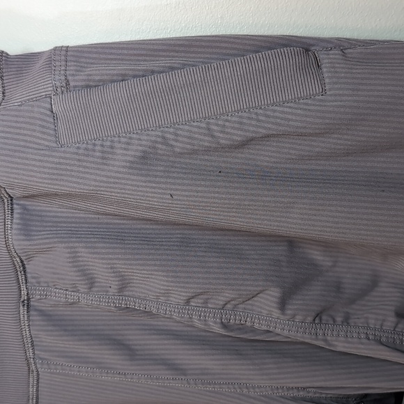 Lululemon Studio Pants Womens Size 10 Grey Striped Full Length Unlined Yoga - Picture 6 of 13